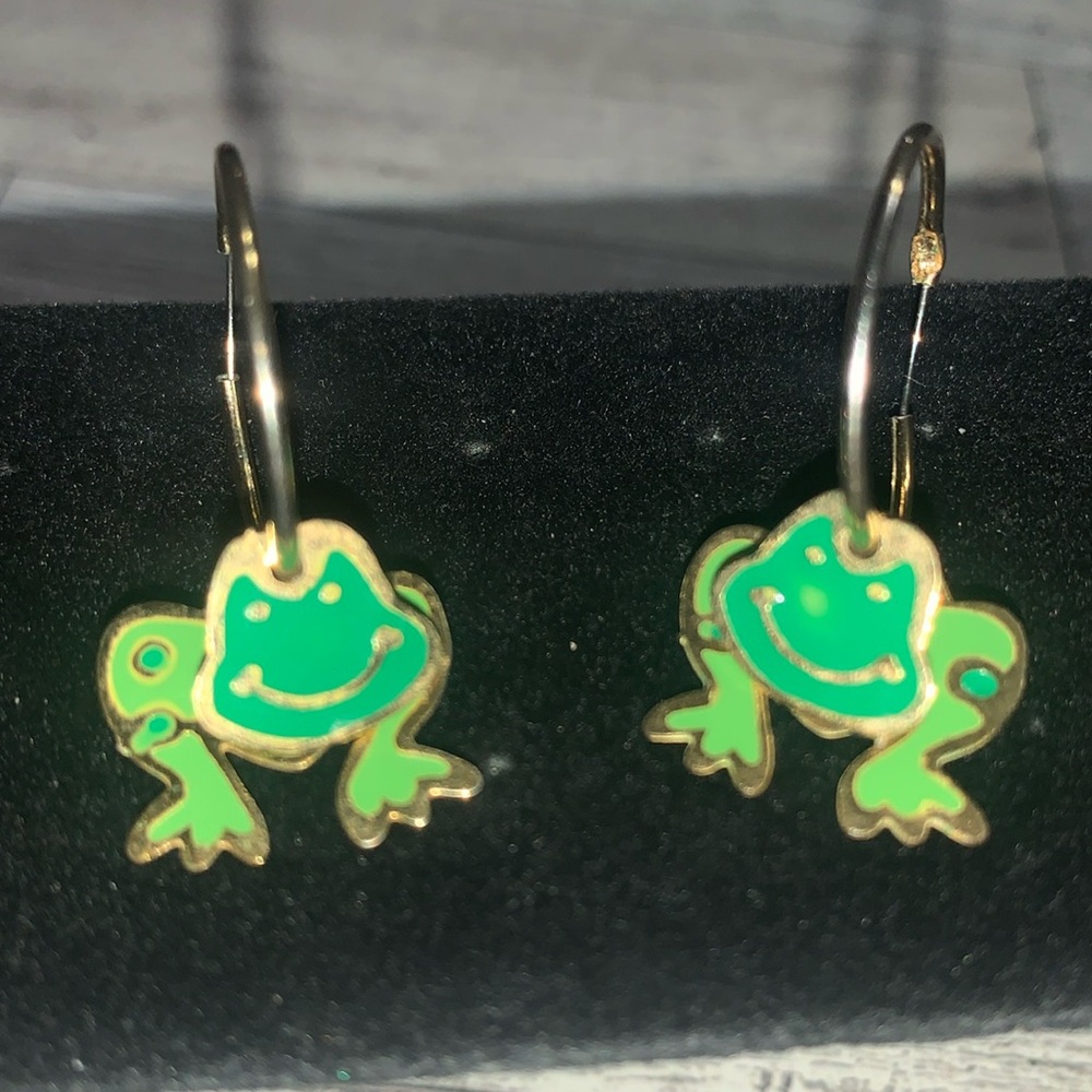 1980’s Deadstock 3D Frog Moveable Hoop Earrings